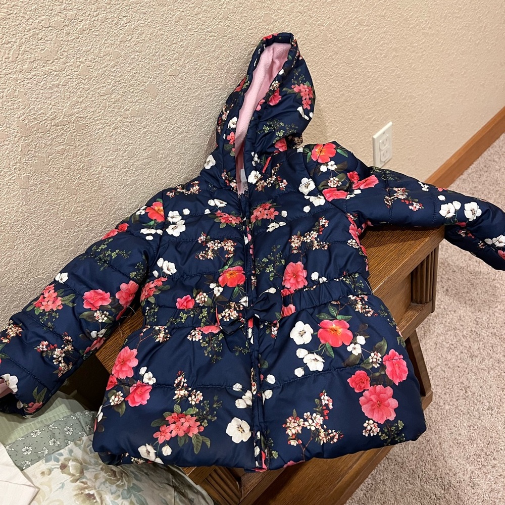 Size 4T girls flower print winter jacket